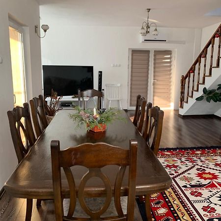 Casa Paunescu Milostea 외부 사진