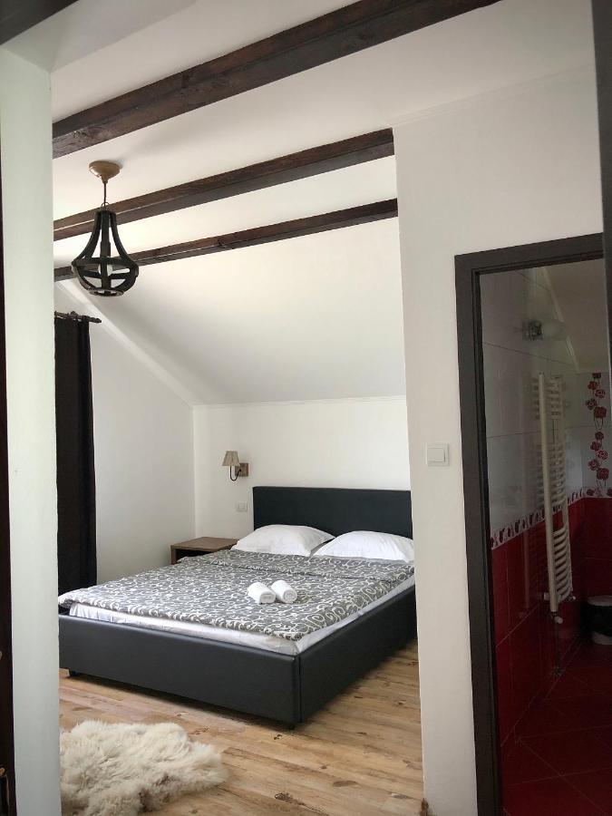 Casa Paunescu Milostea 외부 사진